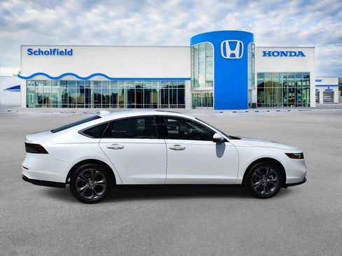 New 2026 Honda Accord EX-L image 2