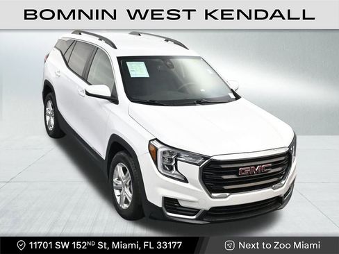 Used 2023 GMC Terrain SLE w/ Driver Convenience Package image 19