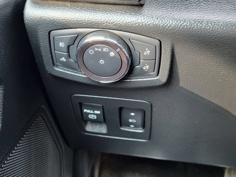 Used 2019 Ford F150 XLT w/ Equipment Group 302A Luxury AWD/4WD image 14