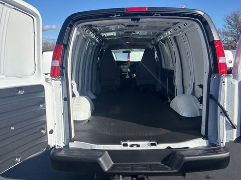 New 2025 Chevrolet Express 2500 WT w/ Driver Convenience Package image 28