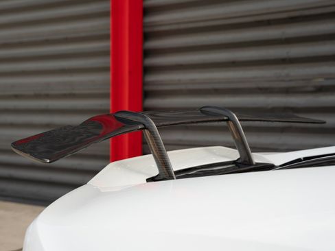 Used 2021 Lamborghini Huracan EVO image 5