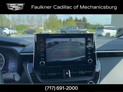 Used 2020 Toyota Corolla LE image 19