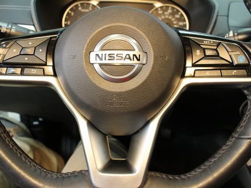 Used 2020 Nissan Altima 2.5 SV image 18