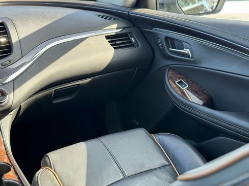 Used 2014 Chevrolet Impala LTZ image 13