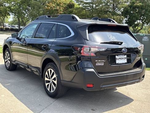 Used 2023 Subaru Outback Premium AWD/4WD image 10