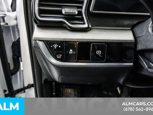 Used 2023 Kia Sportage X-Line w/ X-Line Premium Package AWD/4WD image 31