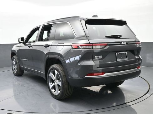 New 2026 Jeep Grand Cherokee Limited RWD image 4