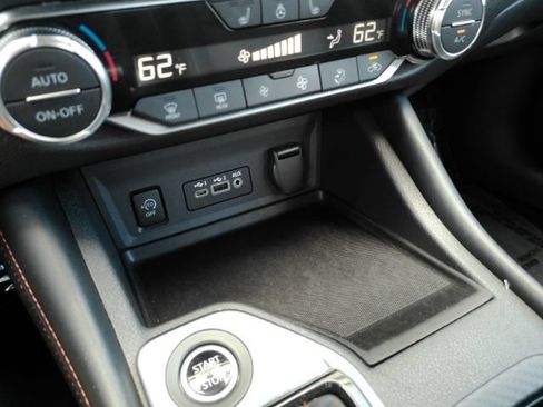 Used 2025 Nissan Sentra SR w/ SR Premium Package FWD image 42