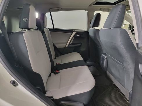 Used 2016 Toyota RAV4 XLE image 17