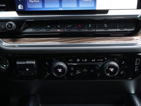 Certified 2024 Chevrolet Silverado 1500 LT Trail Boss w/ Convenience Package II AWD/4WD image 21