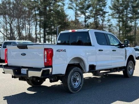 New 2026 Ford F250 XL w/ XL Chrome Package AWD/4WD image 4