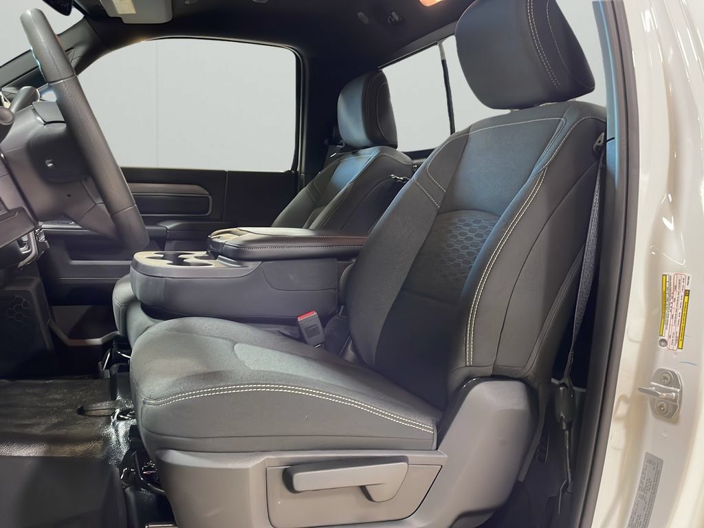 New 2026 RAM 2500 Tradesman AWD/4WD image 12