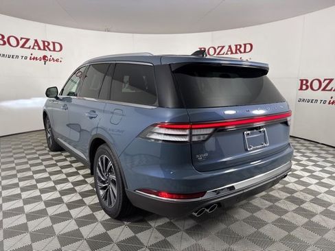 New 2025 Lincoln Aviator Premiere image 5