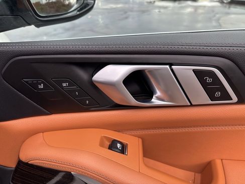 Used 2021 BMW X5 xDrive45e w/ Executive Package image 37