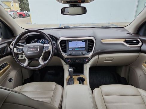 Certified 2018 GMC Acadia Denali w/ Technology Package image 20