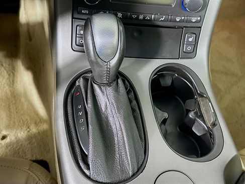 Used 2007 Chevrolet Corvette Coupe w/ Preferred Equipment Group RWD image 23