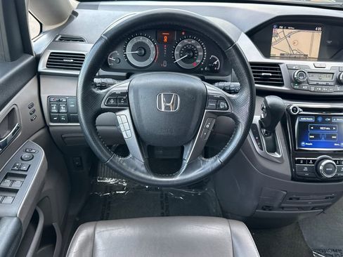 Used 2014 Honda Odyssey Touring image 14