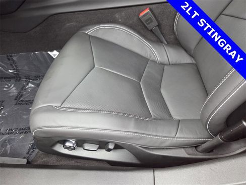 Used 2024 Chevrolet Corvette Stingray Preferred Cpe w/ 2LT image 21