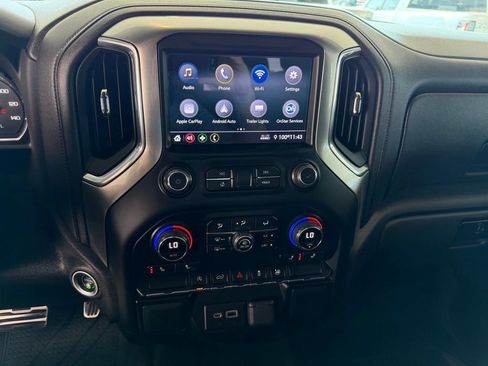 Used 2022 Chevrolet Silverado 1500 LT RWD image 24