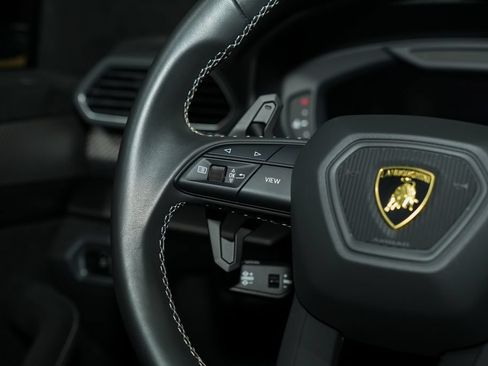 Used 2023 Lamborghini Urus Performante AWD/4WD image 53