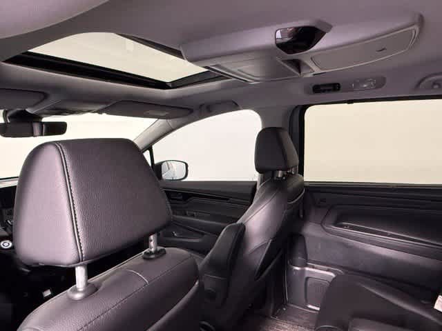Used 2024 Honda Odyssey Touring image 42