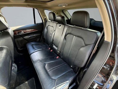 Used 2013 Lincoln MKX AWD image 18