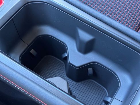 New 2026 Nissan Kicks SR image 25