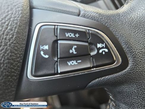 Used 2019 Ford Escape SEL AWD/4WD image 26