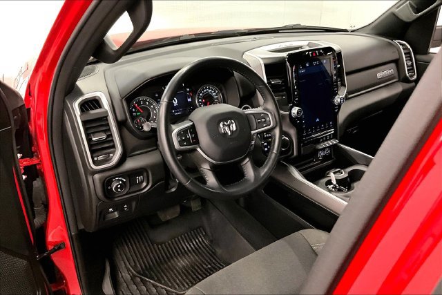 Used 2023 RAM 1500 Big Horn AWD/4WD image 16