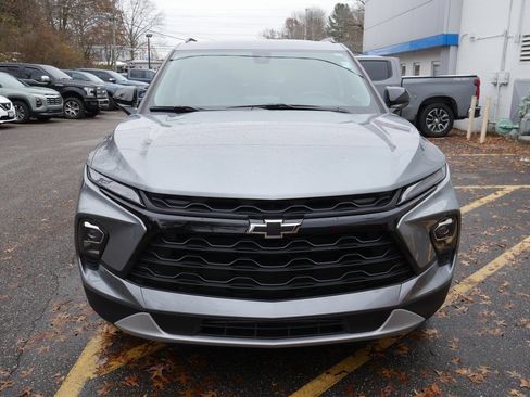 New 2025 Chevrolet Blazer LT w/ Midnight/Sport Edition image 3