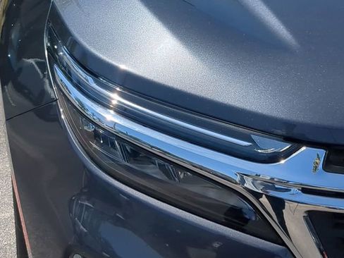 Used 2023 Chevrolet Equinox LT FWD image 10