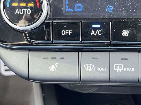 New 2026 Hyundai Elantra SEL Sport Premium FWD image 15