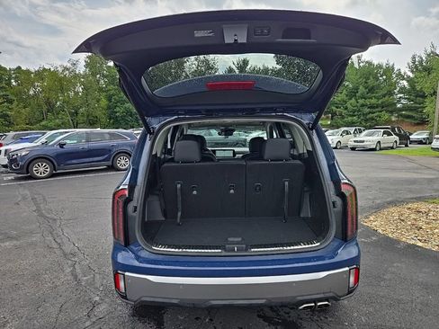 Certified 2025 Kia Telluride SX w/ SX Captain's Chair Package AWD/4WD image 5