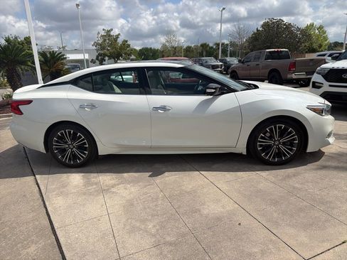 Used 2016 Nissan Maxima Platinum image 12