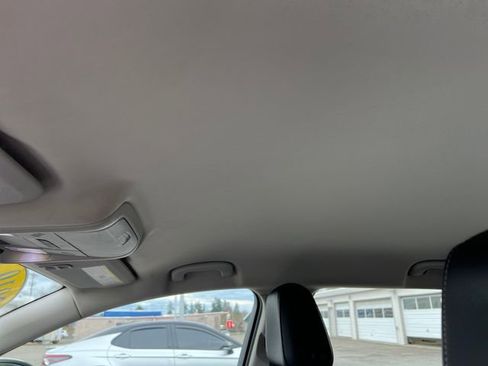 Used 2019 Buick Regal Essence w/ Driver Confidence Package I image 26