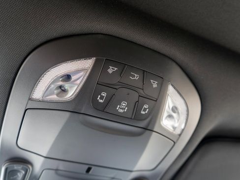 New 2026 Chrysler Pacifica Select image 27