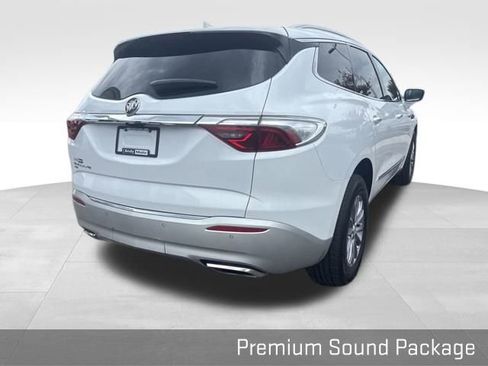 Used 2024 Buick Enclave Premium image 19