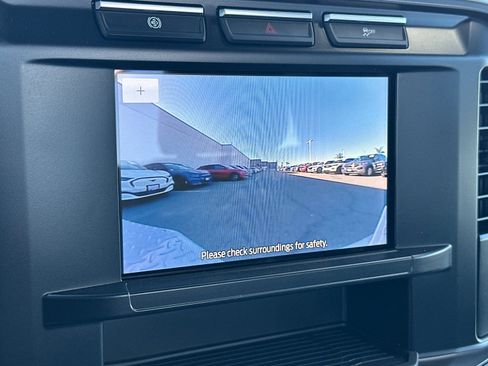 Used 2024 Ford F550 2WD Regular Cab Super Duty w/ XL Chrome Package image 19