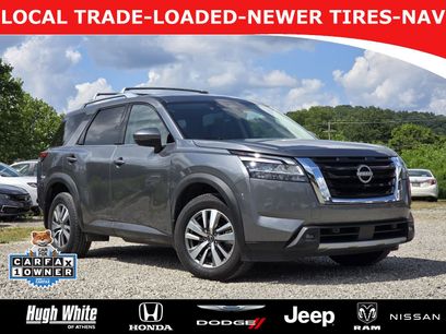 Used 2023 Nissan Pathfinder SL