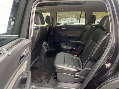 Certified 2022 Volkswagen Atlas SEL R-Line AWD/4WD image 28