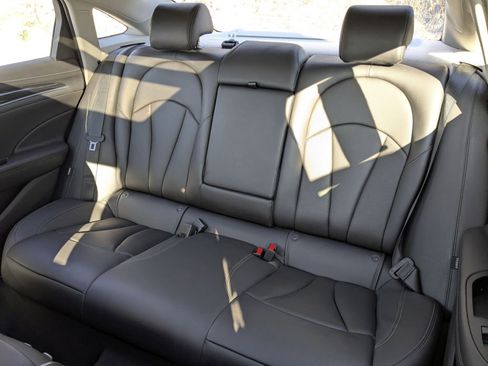 Used 2018 Buick LaCrosse Premium w/ Driver Confidence Package #2 image 30