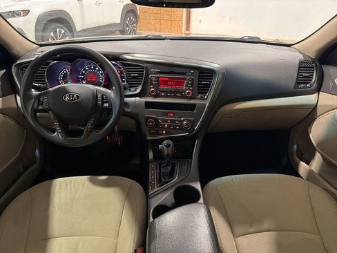 Used 2013 Kia Optima LX w/ Convenience Pkg image 26