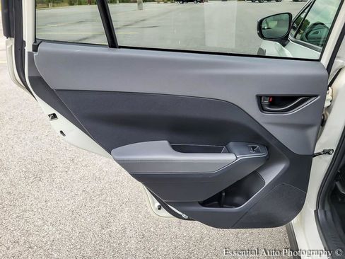 Used 2024 Subaru Crosstrek 2.0i Premium w/ Crosstrek Mirror Package AWD/4WD image 25