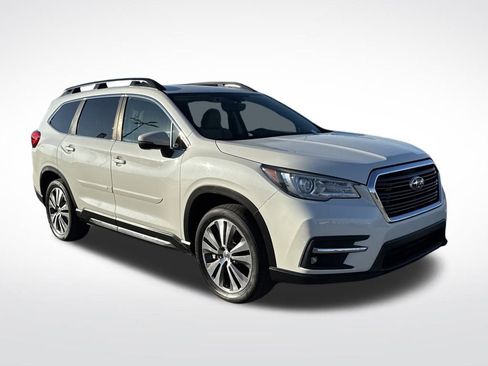 Used 2022 Subaru Ascent Limited image 8
