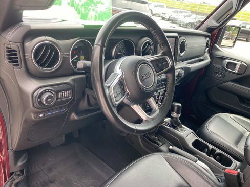 Used 2021 Jeep Wrangler Unlimited Sahara w/ Safety Group AWD/4WD image 25