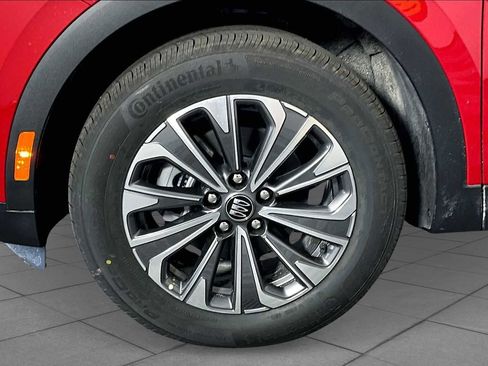 New 2025 Buick Envision Preferred image 8