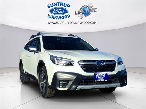 Used 2020 Subaru Outback Touring w/ Popular Package #2 image 2