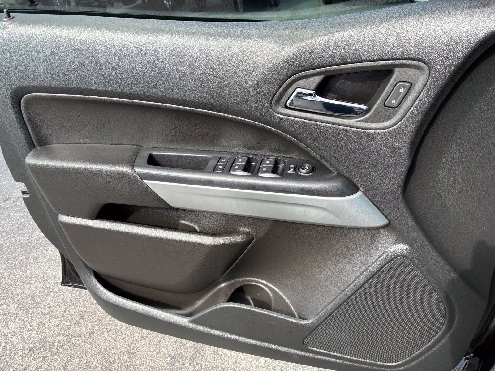 Used 2022 Chevrolet Colorado LT RWD image 15