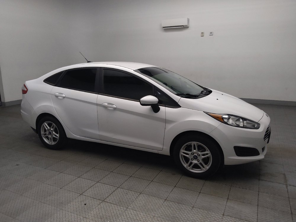 Used 2018 Ford Fiesta SE FWD image 11