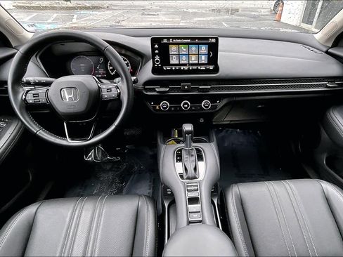 Used 2025 Honda HR-V EX-L image 15